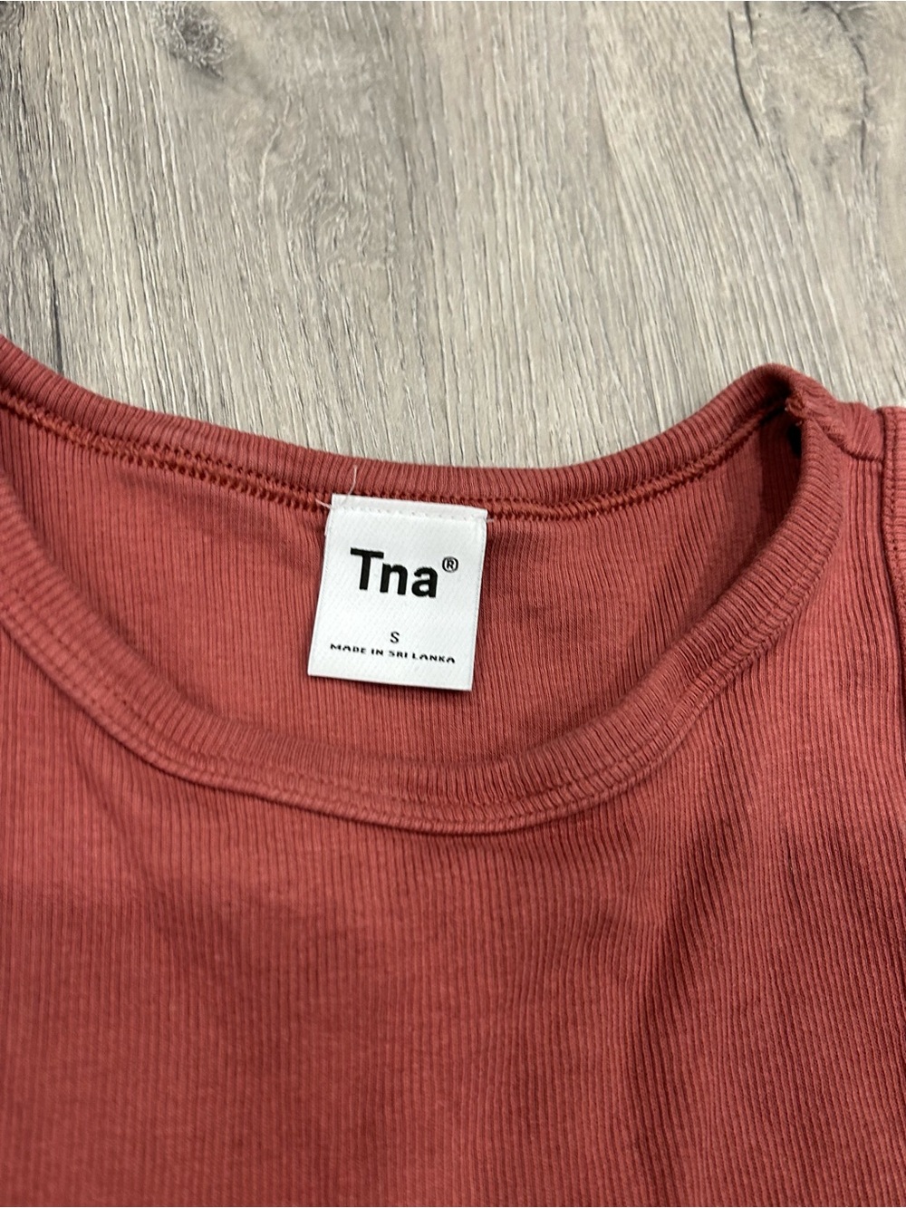 Aritzia Rust-Red Cropped Tank - Picture 3 of 3